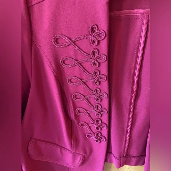 EUC Torrid vibrant maroon Military cropped blazer Sz2 - Picture 4 of 8